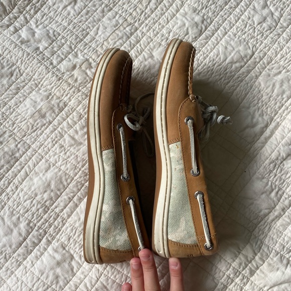 Size 6.5 Sperry Boat Shoes - Picture 5 of 6